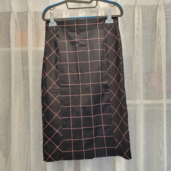 Milly Bias Pencil Skirt Grid Print Black & Pink Size 8 NWT - Picture 3 of 16